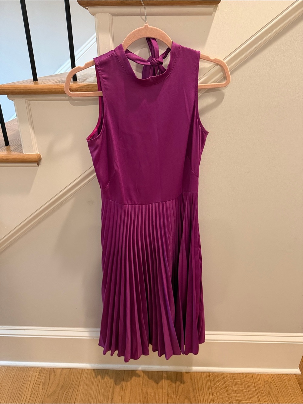 Closet Sleeveless Pleated Midi Dress in Magenta